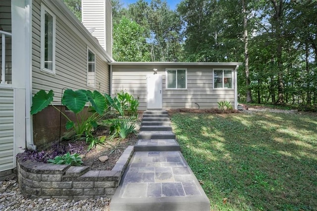 9050 Pine Tree Cir, Gainesville, GA 30506 - property entrance featuring a lawn and a chimney
