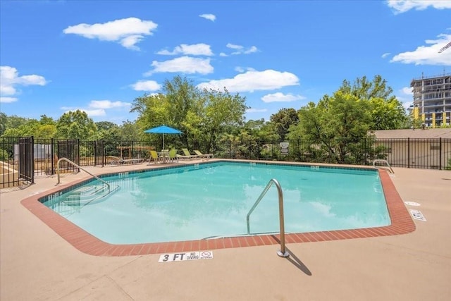 2479 Peachtree Rd NE Unit 105, Atlanta, GA 30305 - community pool with fence and a patio
