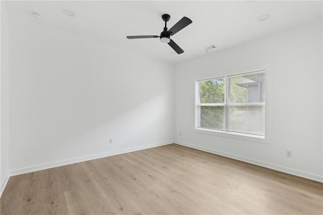 1500 Murphy Ave SW, Atlanta, GA 30310 - unfurnished room with wood finished floors, baseboards, and ceiling fan