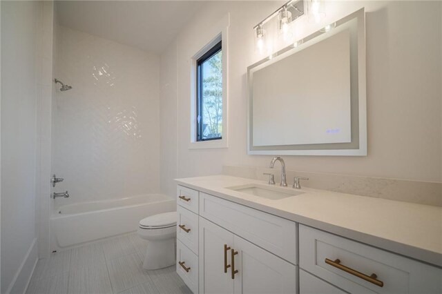 spare room with crown molding, light hardwood / wood-style flooring, and a healthy amount of sunlight