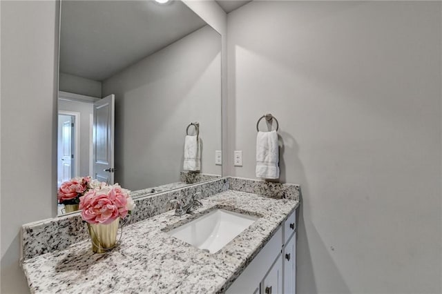 3925 Sierra Knolls Ct, Cumming, GA 30040 - bathroom featuring vanity