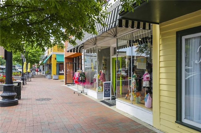 view of property's community