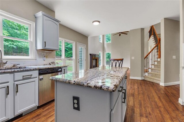 5741 Stonekirk Walk NW, Acworth, GA 30101
