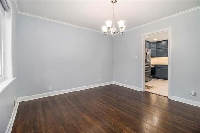 unfurnished room featuring baseboards, a chandelier, dark wood-type flooring, and ornamental molding