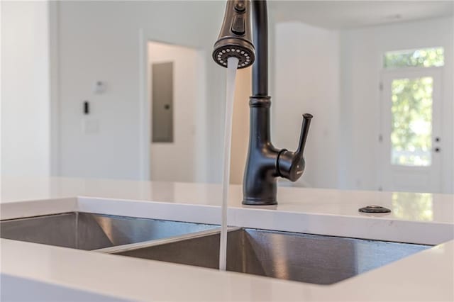668 Liella Park SE, Atlanta, GA 30312 - interior details with sink