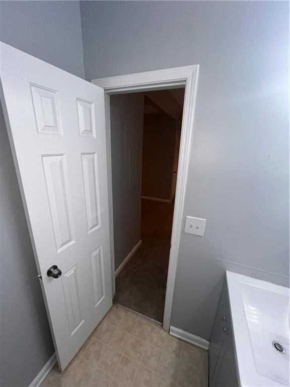 142 Benfield Cir, Cartersville, GA 30121 - bathroom with vanity