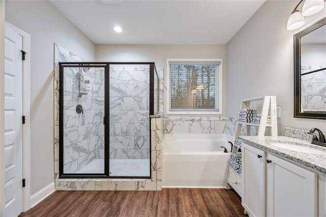 bedroom with recessed lighting, light carpet, a ceiling fan, visible vents, and baseboards