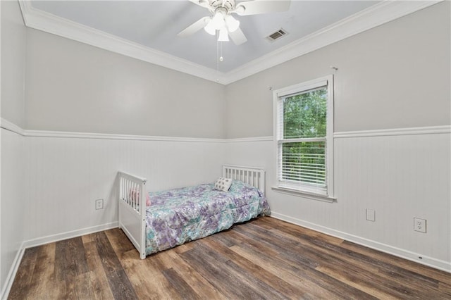 58 Hampton Forest Ct, Dahlonega, GA 30533 - bedroom featuring wood finished floors, a wainscoted wall, ornamental molding, ceiling fan, and baseboards