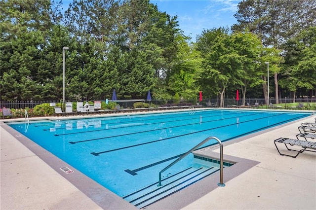 980 Ector Chase NW, Kennesaw, GA 30152 - community pool featuring view of wooded area and a patio area
