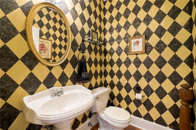 1997 Shaker Falls Ln, Lawrenceville, GA 30045 - bathroom with a sink and toilet