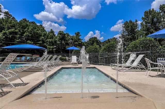 1997 Shaker Falls Ln, Lawrenceville, GA 30045 - community pool with a patio