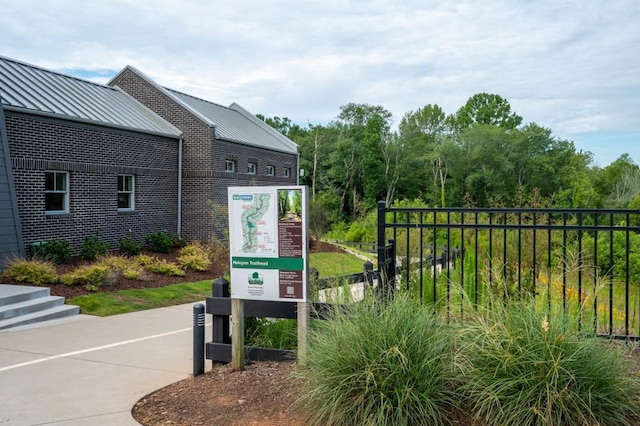 10565 Highgate Manor Ct, Duluth, GA 30097 - exterior view of brick siding