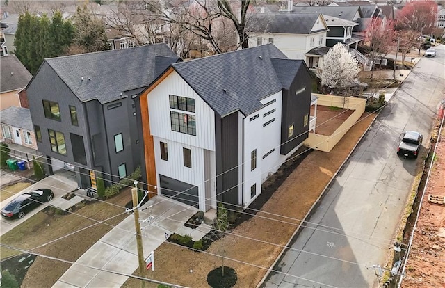 bird's eye view with a residential view