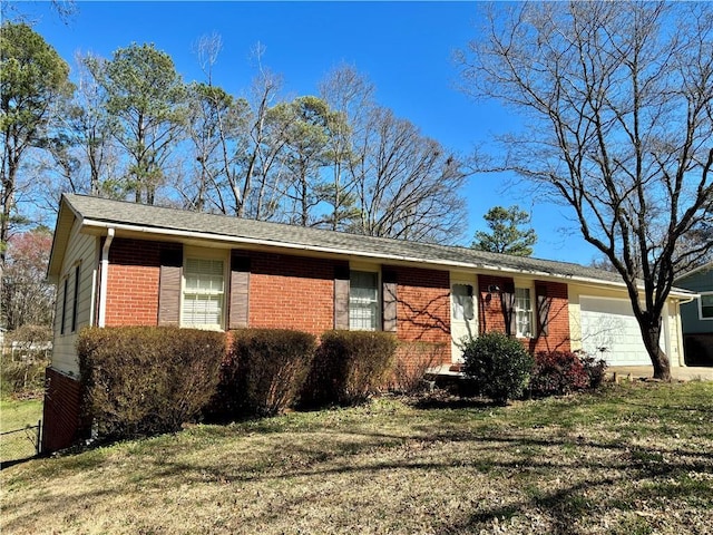 Listing photo 2 for 3017 Hidden Dr, Lawrenceville GA 30044