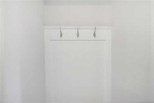 view of mudroom