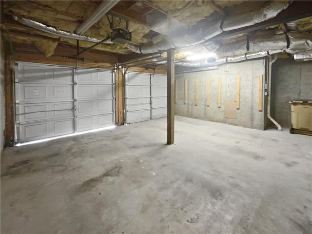 200 Eagle Glen Ct, Woodstock, GA 30189 - garage with a garage door opener