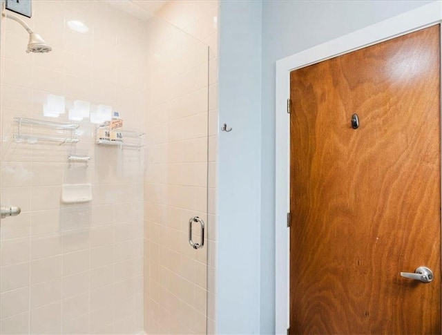 1253 Caroline St NE, Atlanta, GA 30307 - full bathroom with a shower stall
