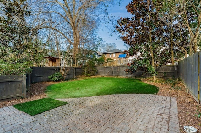 view of yard with a patio