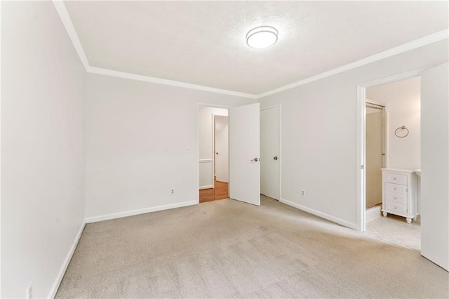 4135 Shoshone Valley Rd, Marietta, GA 30068 - unfurnished bedroom with ornamental molding, carpet floors, and ensuite bath