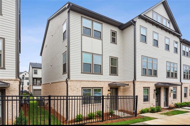 view of townhome / multi-family property