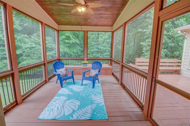 5404 Chaversham Ln, Peachtree Corners, GA 30092 - sunroom / solarium featuring ceiling fan and vaulted ceiling