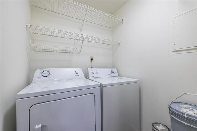 223 Tuxworth Cir, Decatur, GA 30033 - clothes washing area with laundry area and washing machine and dryer