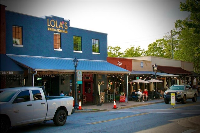 12 Pine St, Roswell, GA 30075 - view of building exterior