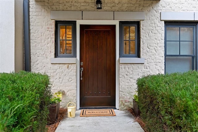 view of property entrance