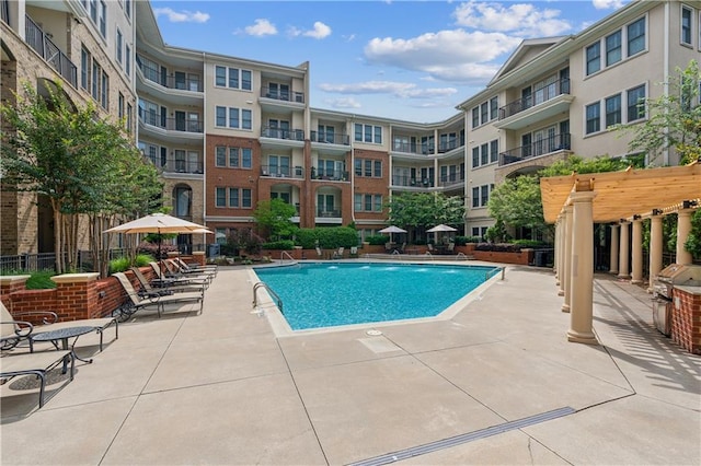 3621 Vinings Slope SE Unit 3510, Atlanta, GA 30339 - community pool with a patio area