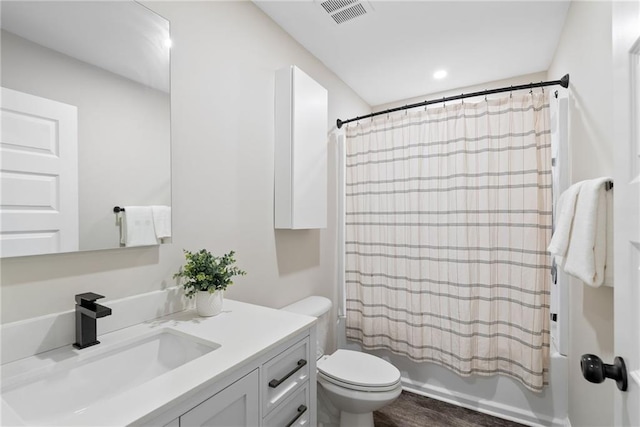 96 Senoia Rd, Fairburn, GA 30213 - full bath with vanity and shower / bath combo