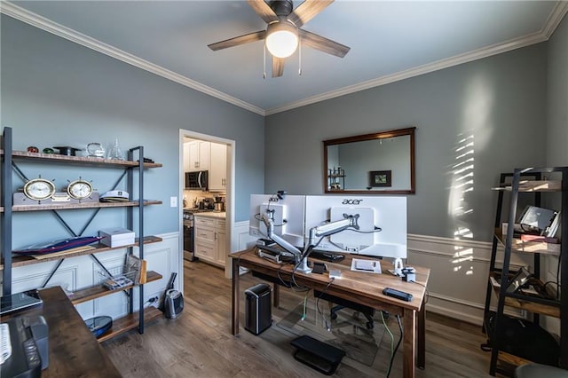 office space featuring dark wood-style floors, crown molding, and a ceiling fan