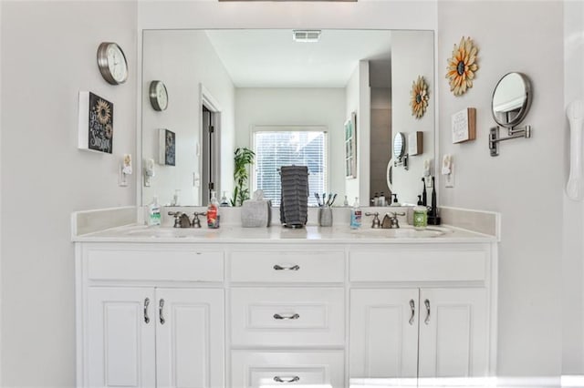 bathroom with vanity