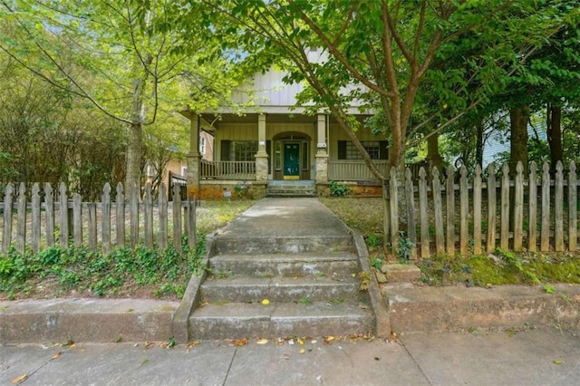 view of front of property with covered porch