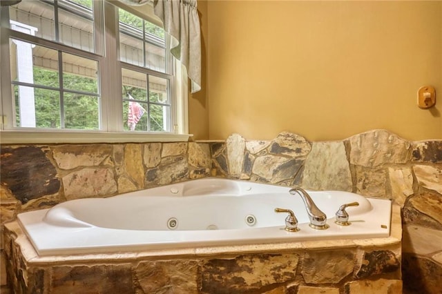 116 Woolsey Creek Trl, Fayetteville, GA 30215 - full bathroom with plenty of natural light and a tub with jets