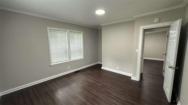 15 Harlan Rd, Atlanta, GA 30311 - spare room with dark wood finished floors, ornamental molding, baseboards, and a smoke detector