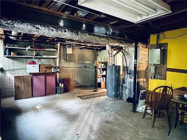 2606 Ramblewood Ct, Acworth, GA 30102 - basement with gas water heater