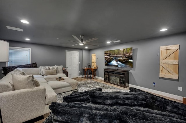 5407 Palmetto Ct, Flowery Branch, GA 30542 - living area featuring ceiling fan, recessed lighting, baseboards, and wood finished floors
