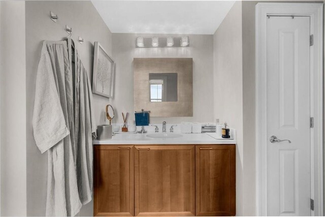 2881 Peachtree Rd NE Unit 1102, Atlanta, GA 30305 - bathroom featuring vanity