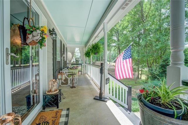 balcony with a porch