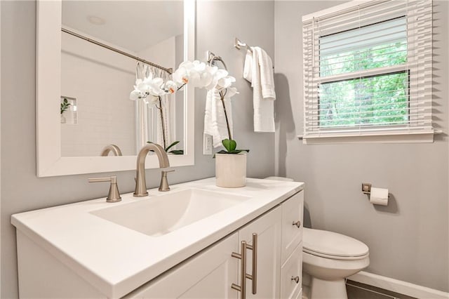 437 Valley Brook Dr NE, Atlanta, GA 30342 - bathroom featuring vanity and curtained shower