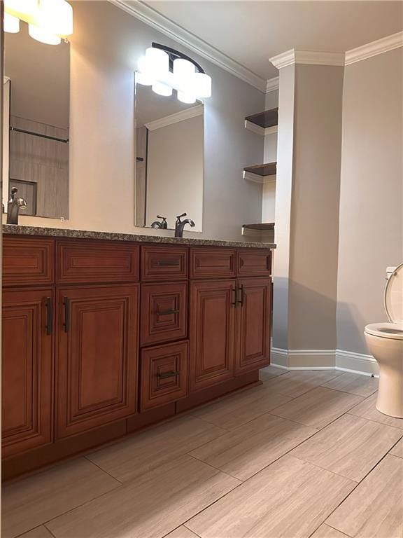 1055 Worthington Hills Dr, Roswell, GA 30076 - bathroom with baseboards, ornamental molding, toilet, and double vanity