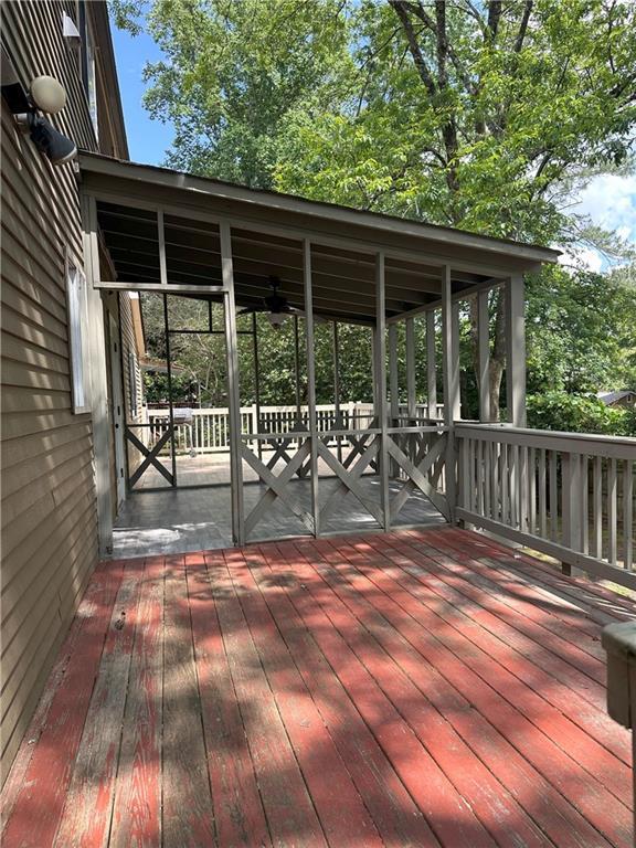 1055 Worthington Hills Dr, Roswell, GA 30076 - view of deck