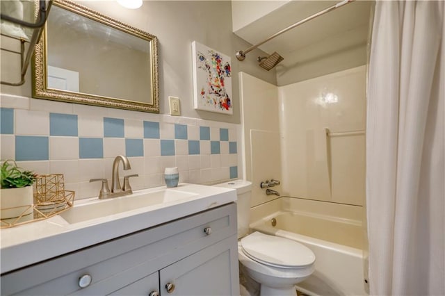 1149 Avondale Ave SE, Atlanta, GA 30312 - full bathroom featuring shower / tub combo with curtain, decorative backsplash, toilet, and vanity