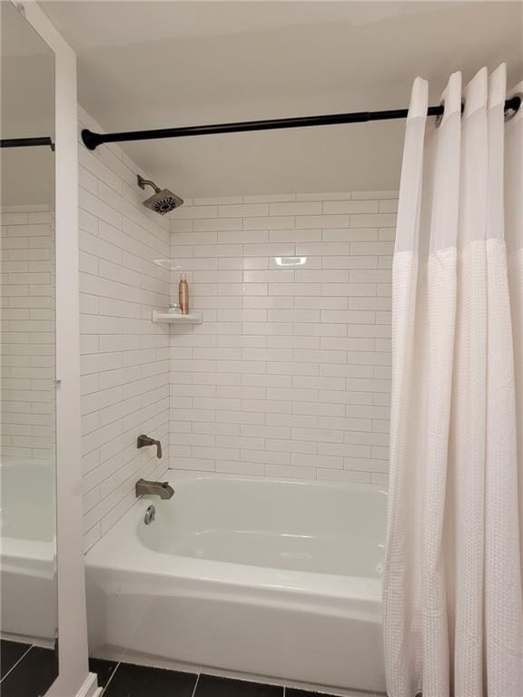 25 Standish Ave NW, Atlanta, GA 30309 - bathroom featuring tile patterned floors and shower / bath combo