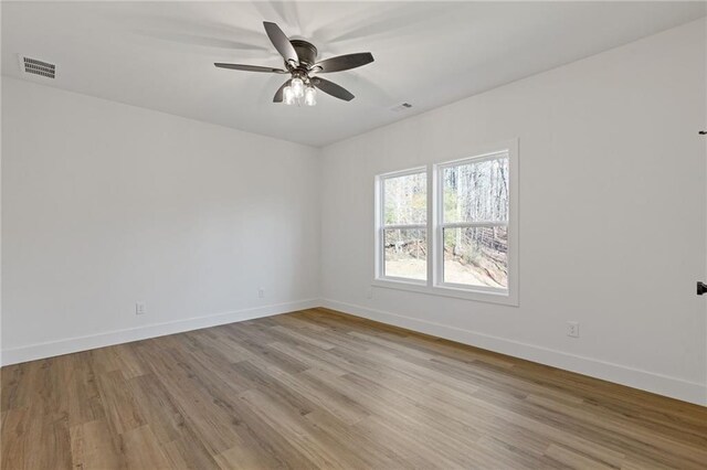 6371 Falcon Ln, Gainesville, GA 30506 - spacious closet with wood finished floors