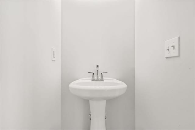 3454 Carriage Chase Rd, Atlanta, GA 30349 - view of bathroom