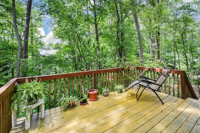 2261 Ravenwood Trl, Marietta, GA 30066 - view of wooden terrace
