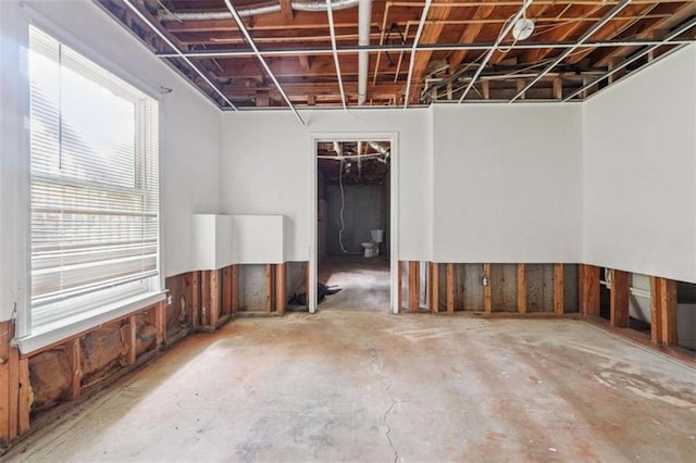 4467 Boatmans Cv, Stone Mountain, GA 30083 - below grade area with plenty of natural light