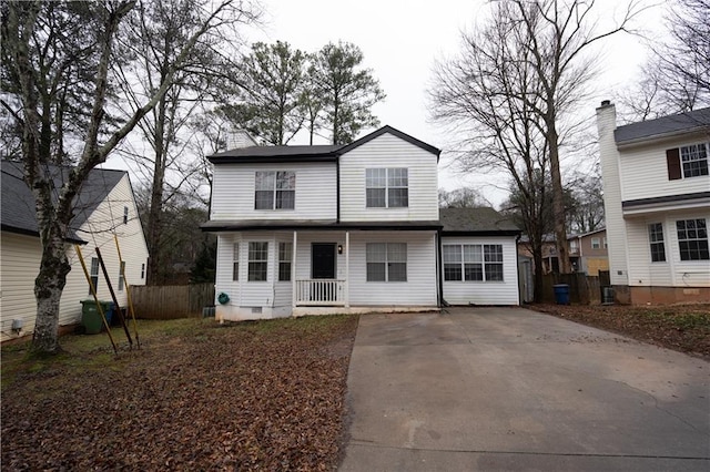 view of front property