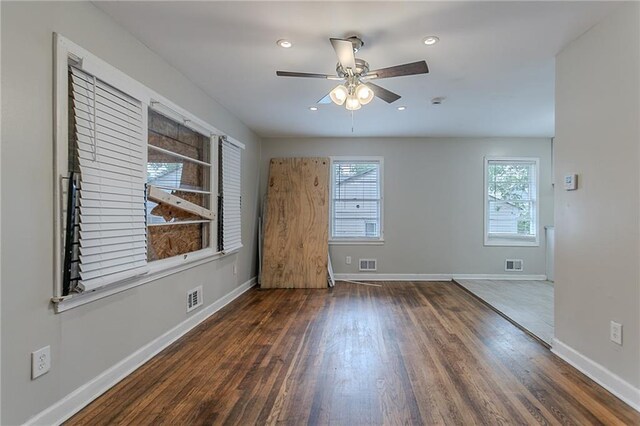 941 Reed Ave, Atlanta, GA 30344 - unfurnished room featuring ceiling fan, wood finished floors, baseboards, and recessed lighting